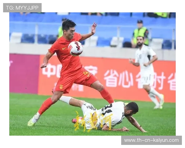 国家队在友谊赛中检验替补球员的竞技状态，国家队队友俱乐部对手