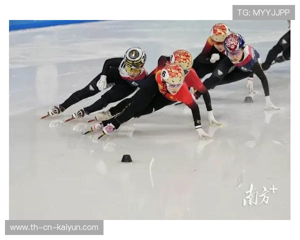 中国短道滑冰队在冬季大奖赛再次夺冠